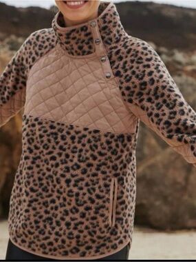 Abercrombie and Fitch Asymmetrical Snap Up Fleece in Leopard Print